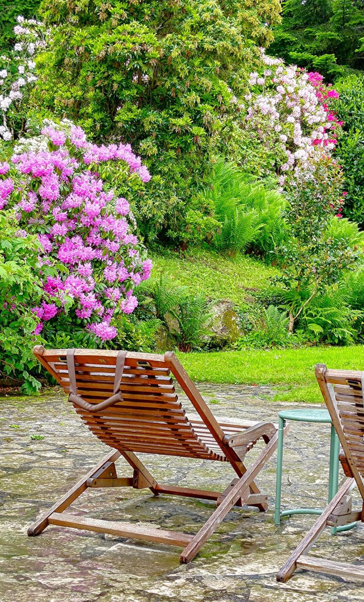 לינה וארוחת בוקר Yzeron Un Jardin Secret מראה חיצוני תמונה